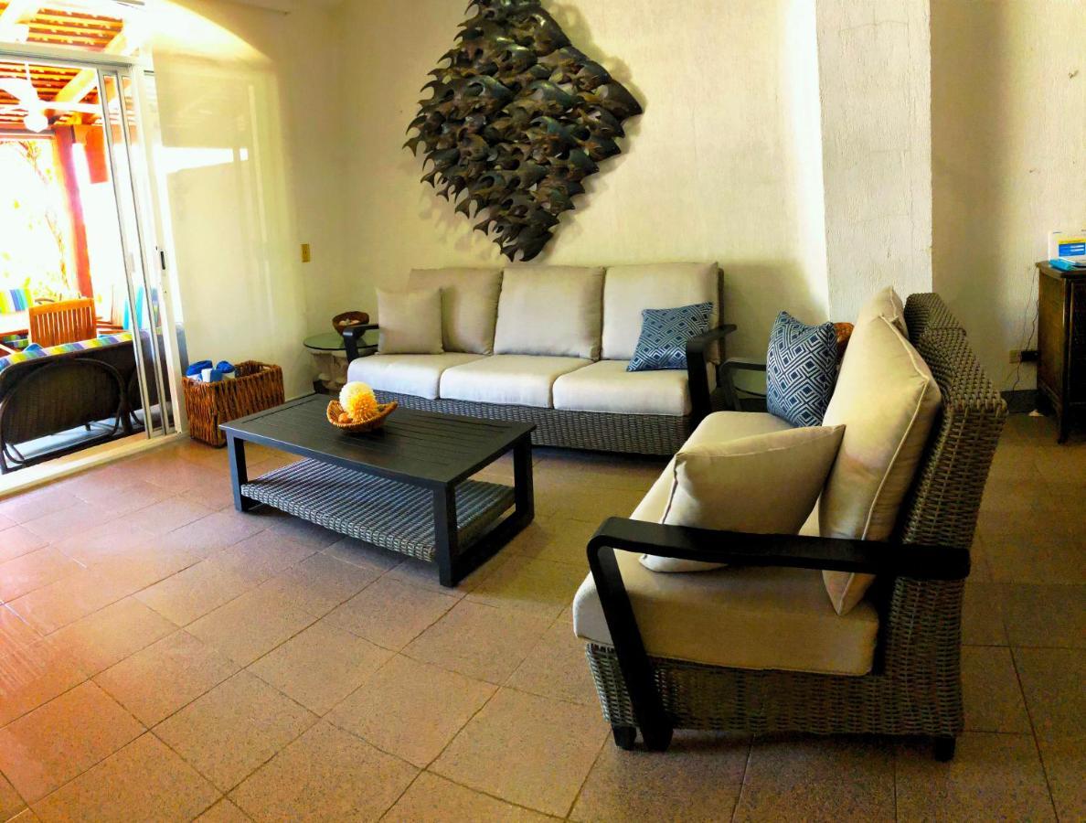 Casa Romantica De Playa Ixtapa  Exterior foto